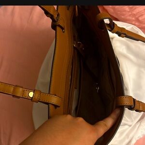 Michael Kors purse white large tote it fits all your needs only used once